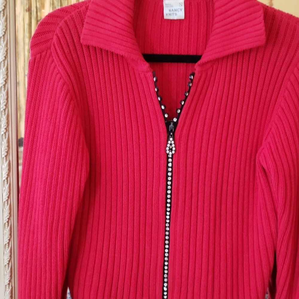 Sweater - Picture 3 of 4